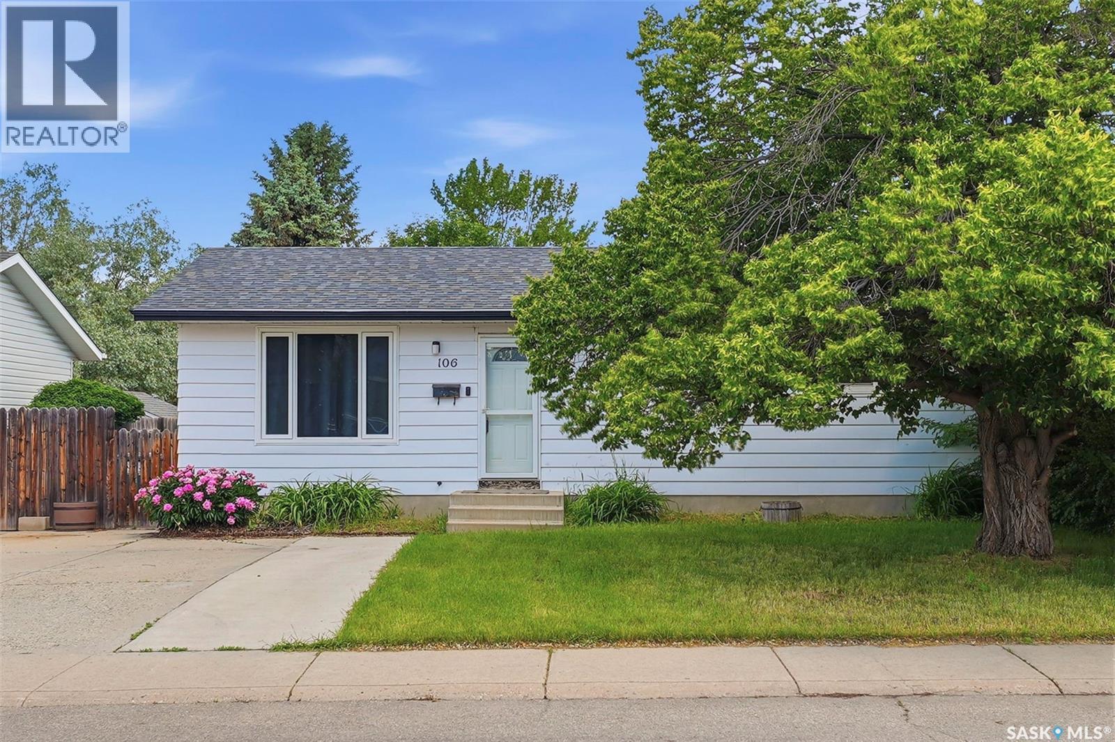 106 Sclandens Place, Saskatoon, SK
