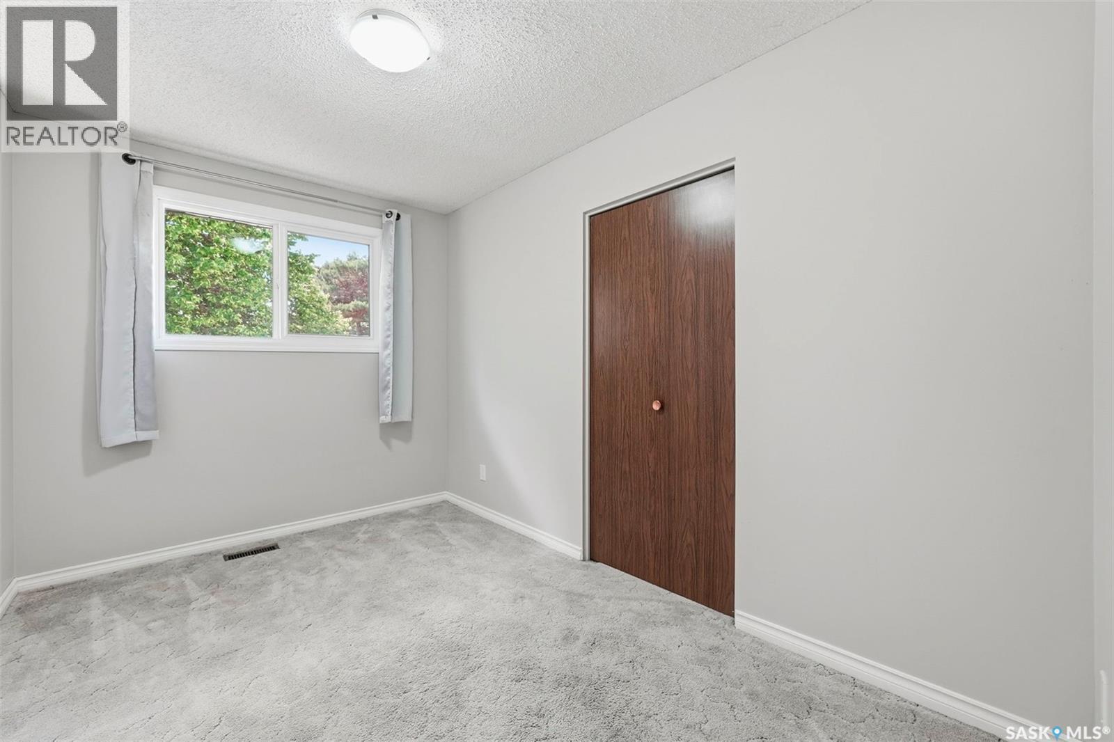 106 Sclandens Place, Saskatoon, SK
