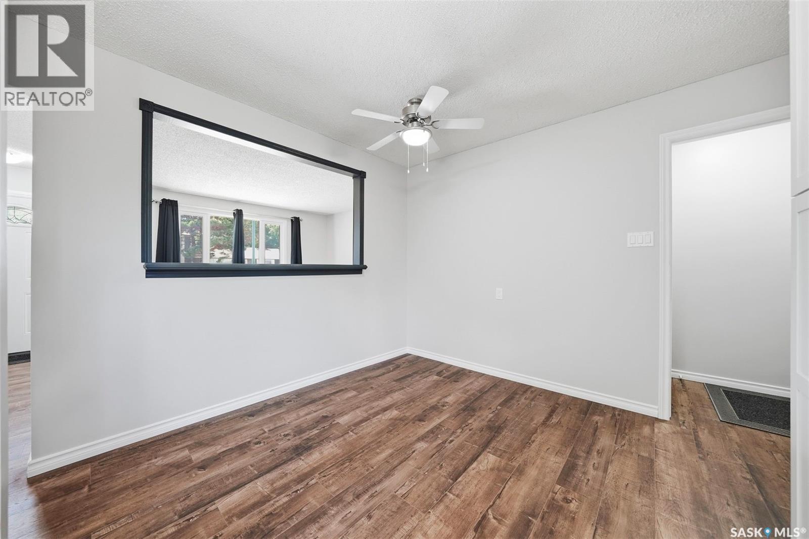 106 Sclandens Place, Saskatoon, SK