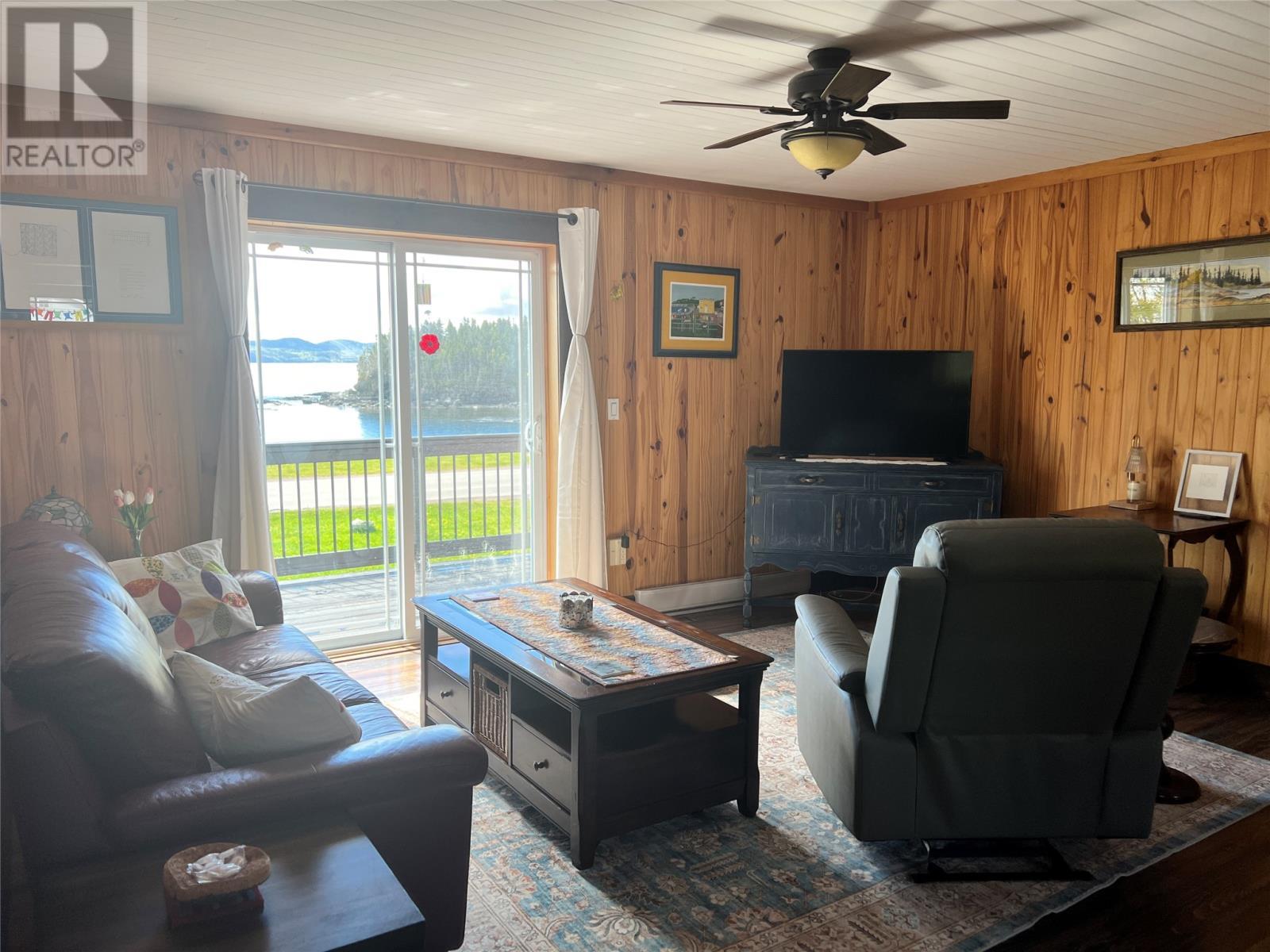 111 Main Street, Triton, NL