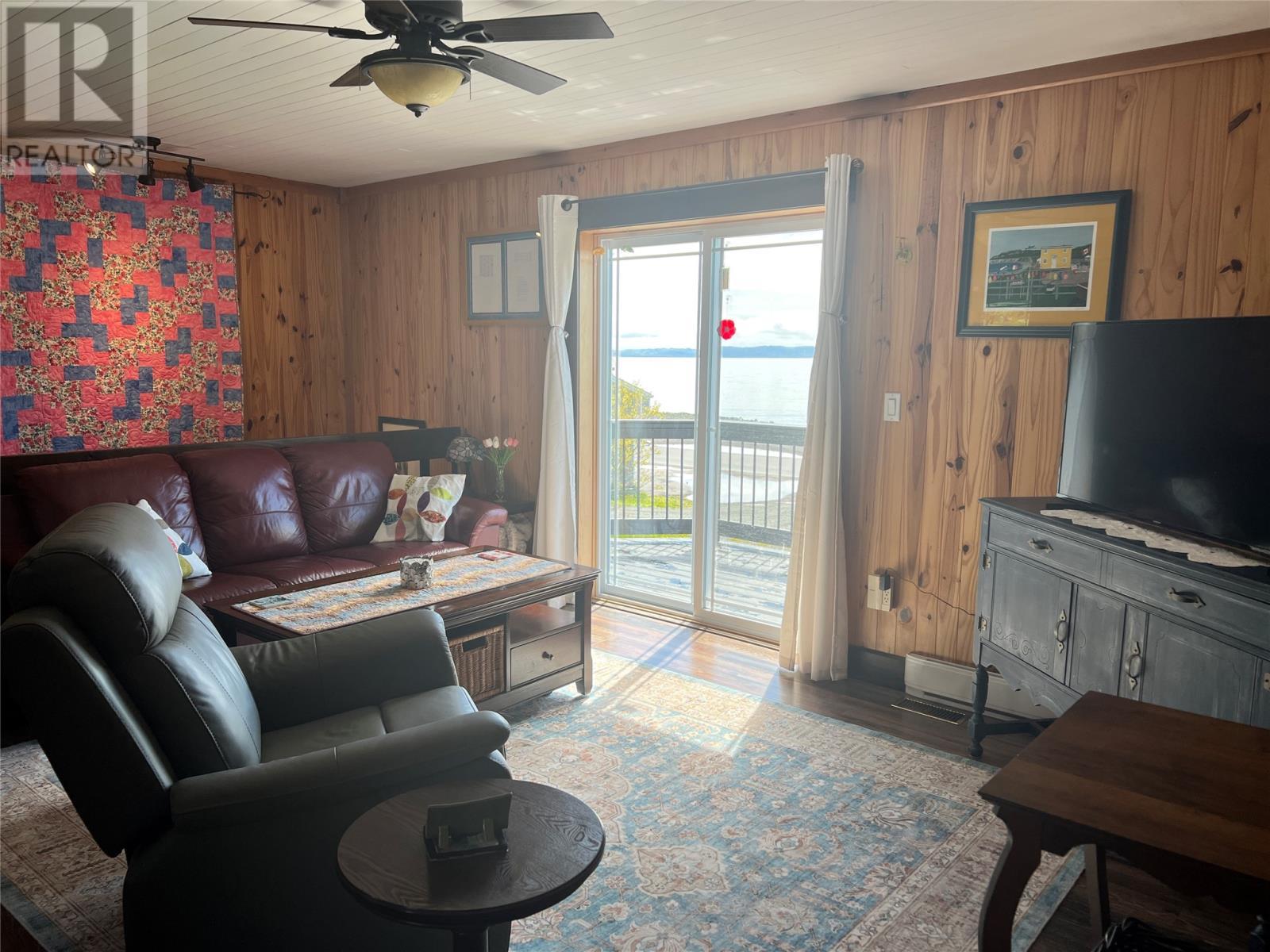 111 Main Street, Triton, NL