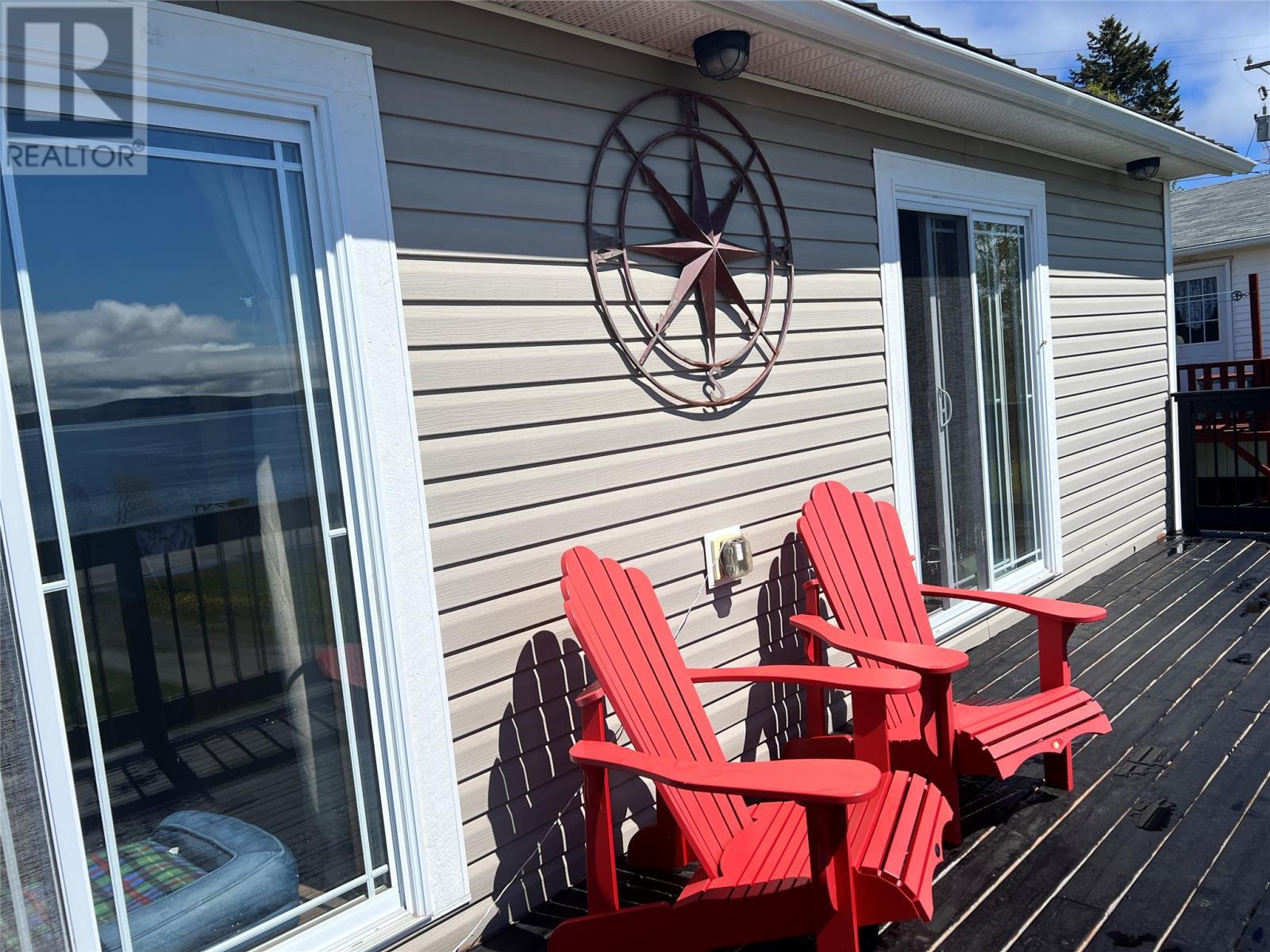 111 Main Street, Triton, NL