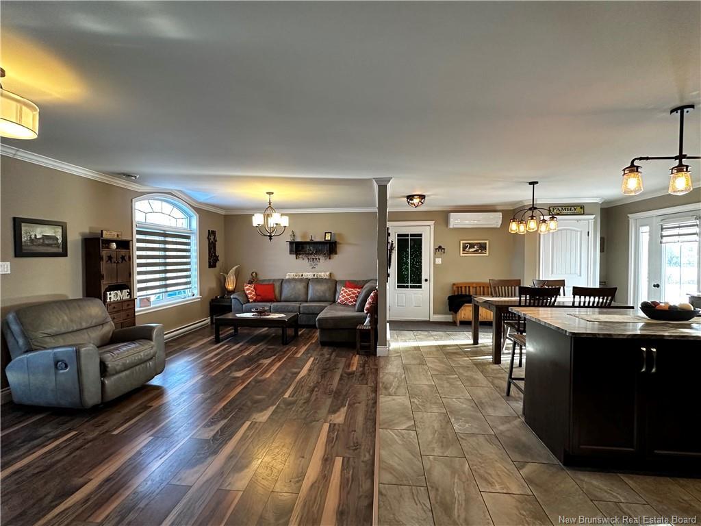 18 Rue Principale, Sainte-Anne-De-Madawaska, NB
