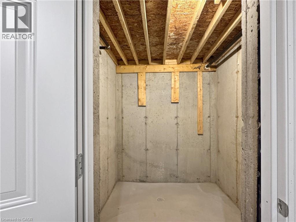 COLD ROOM - 82 Gledhill Crescent, Cambridge, ON - Indoor Photo Showing Basement