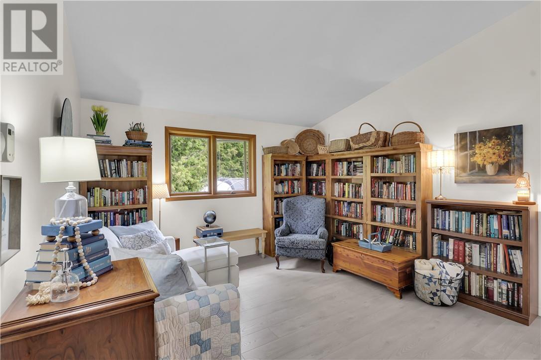 497 Whites Point Road, Little Current, ON