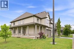 1 LINDSAY Way Grimsby, ON L3M 0H6