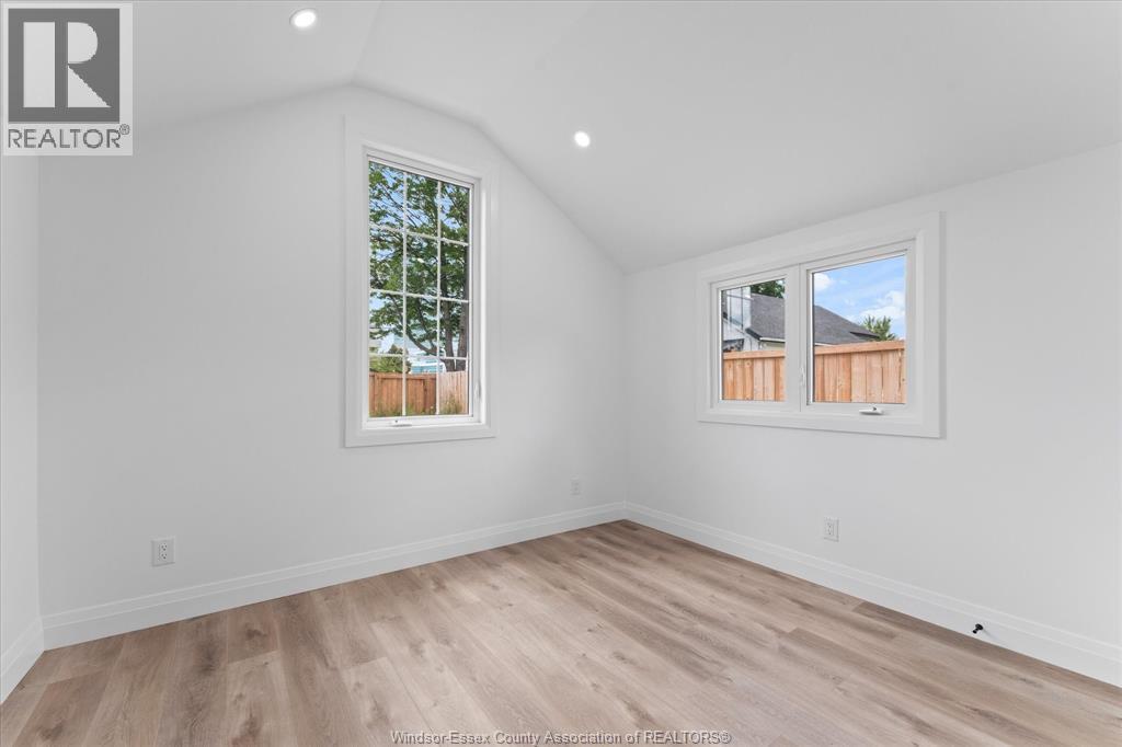 229 Aylmer, Windsor, ON