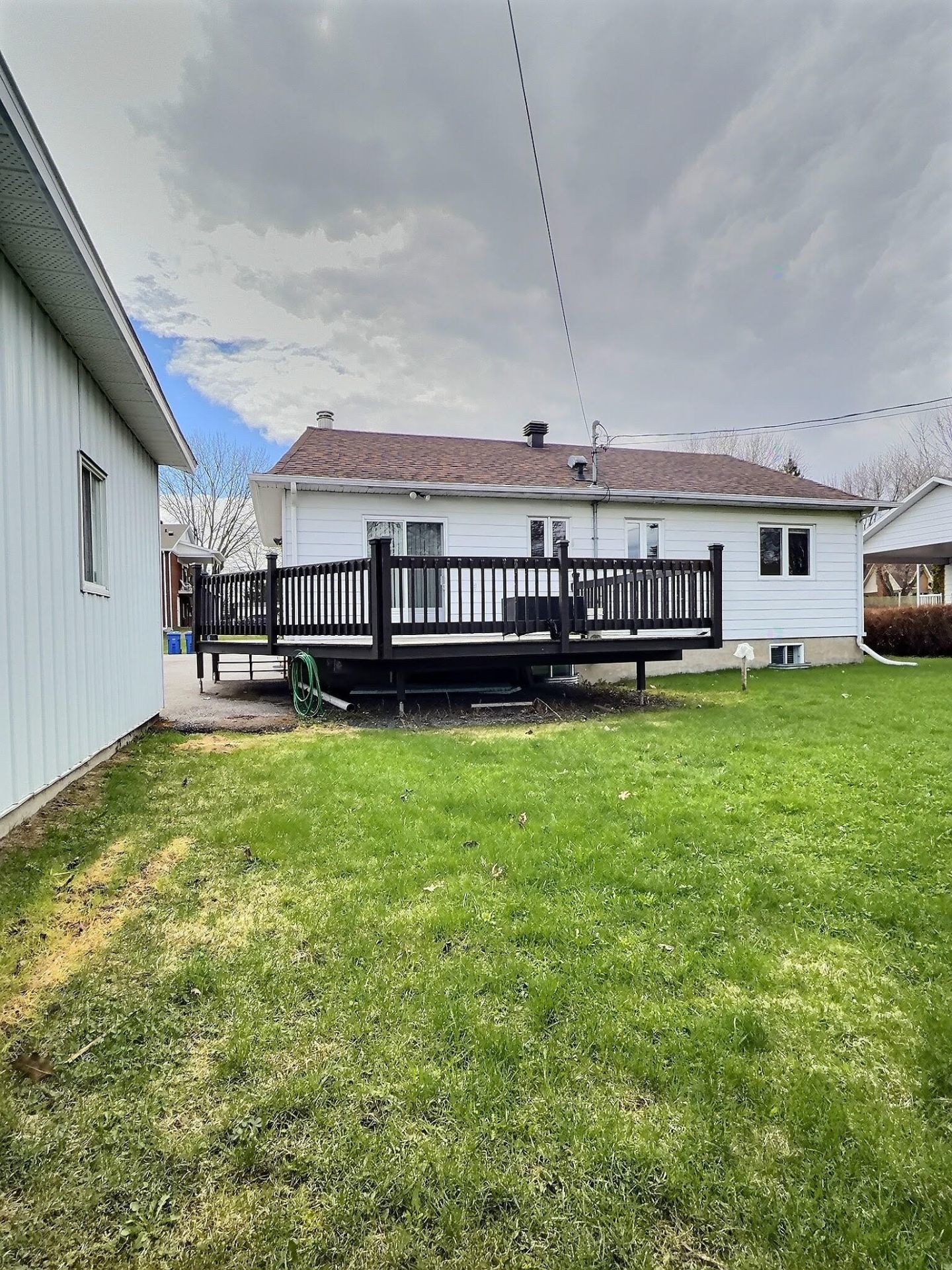 Back of Structure - 4305 Av. Lefebvre, Bécancour, QC