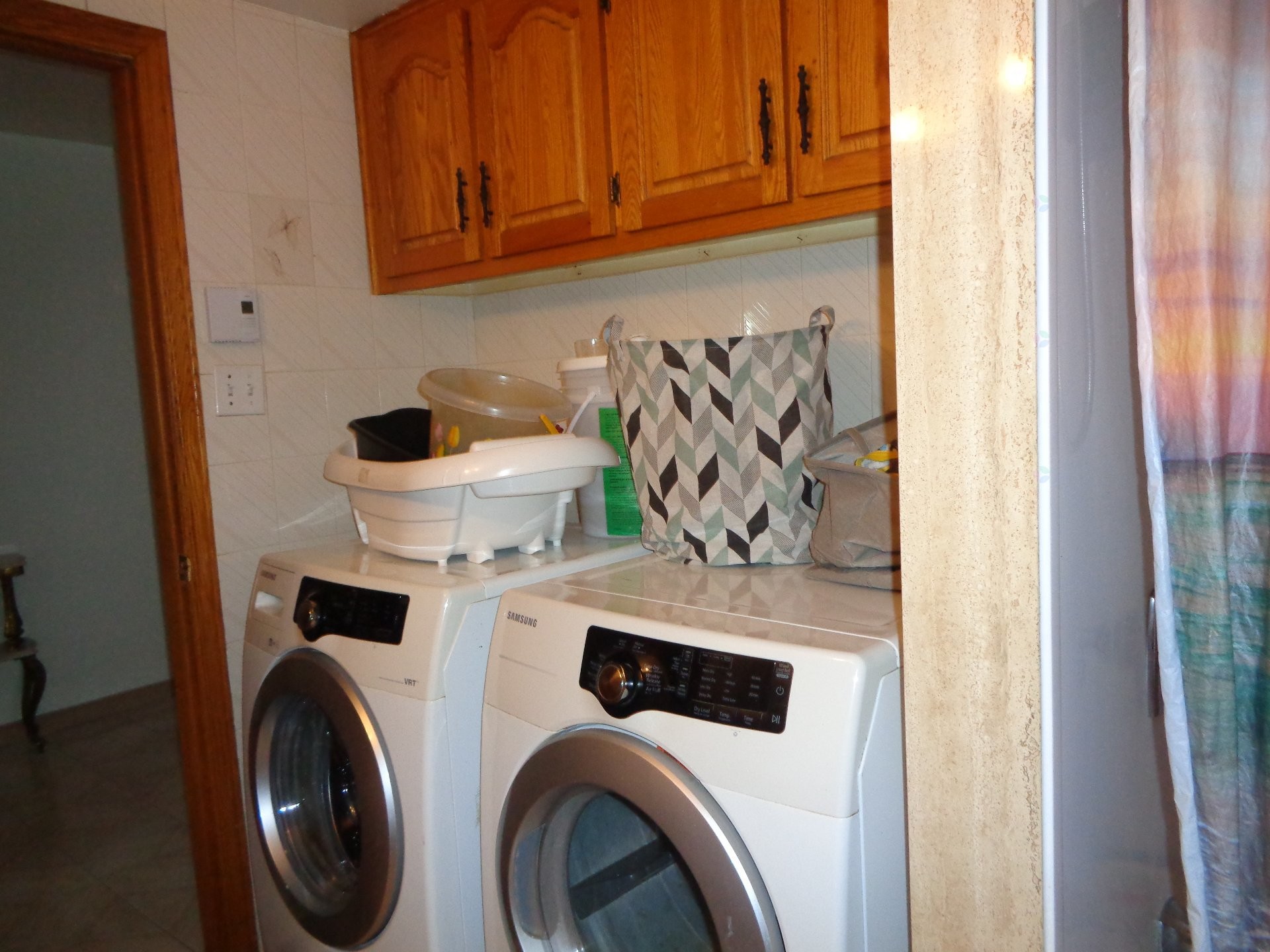 Salle de bains - 8429 Av. Nicolas-Leblanc, Montréal (Rivière-Des-Prairies/Pointe-Aux-Trembles), QC - Indoor Photo Showing Laundry Room