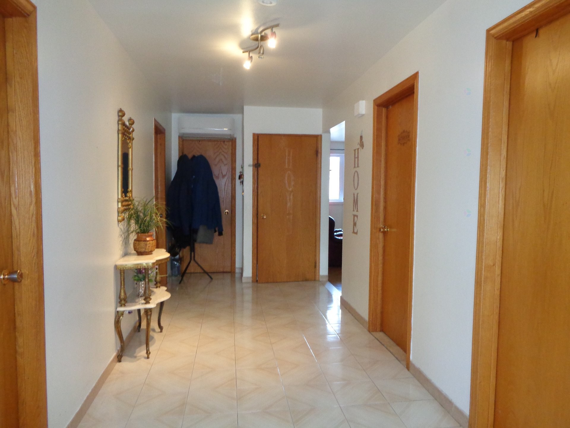 Hall d'entrée/Vestibule - 8429 Av. Nicolas-Leblanc, Montréal (Rivière-Des-Prairies/Pointe-Aux-Trembles), QC - Indoor Photo Showing Other Room