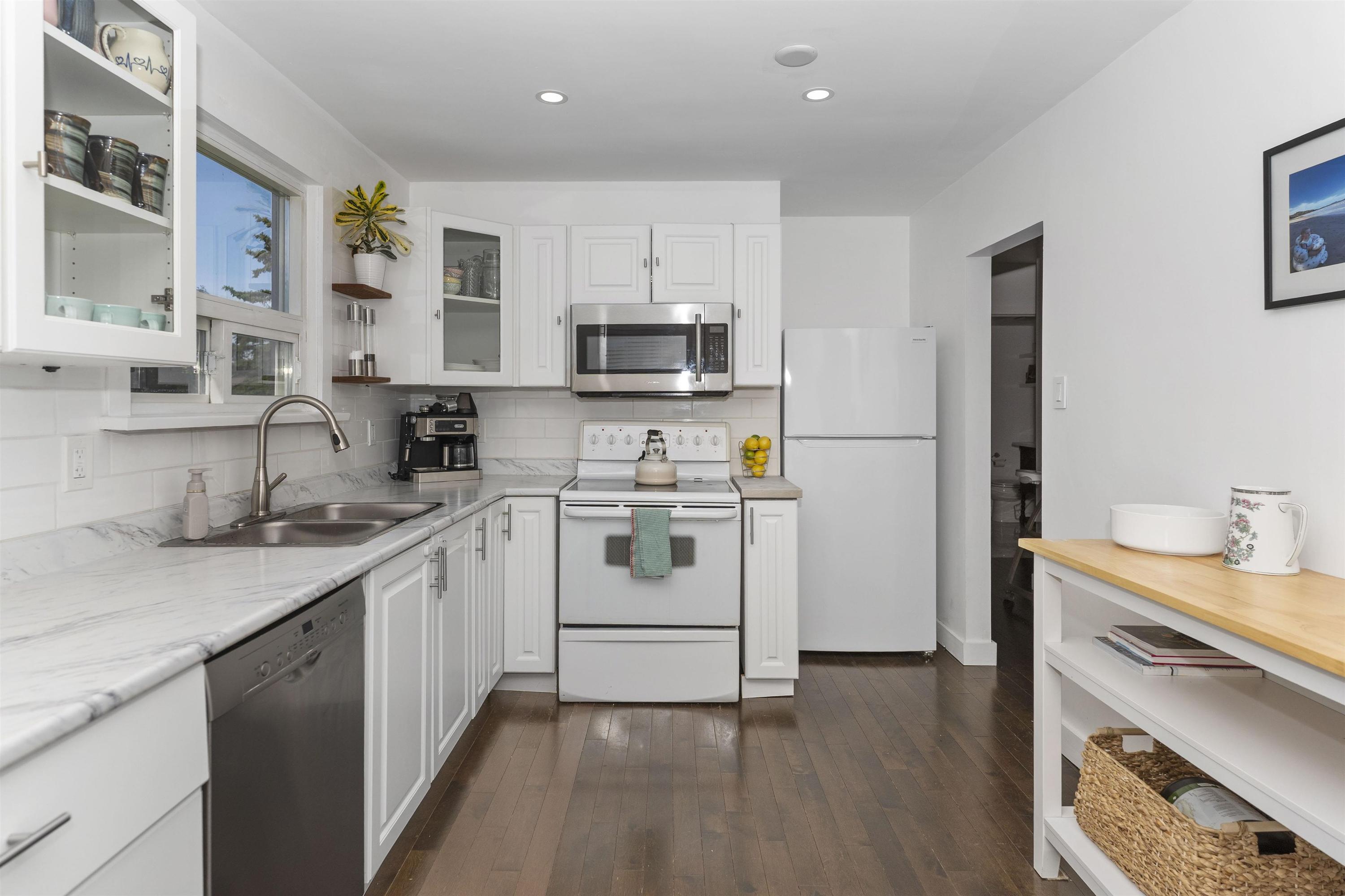 79 Vera Avenue, Thunder Bay, ON