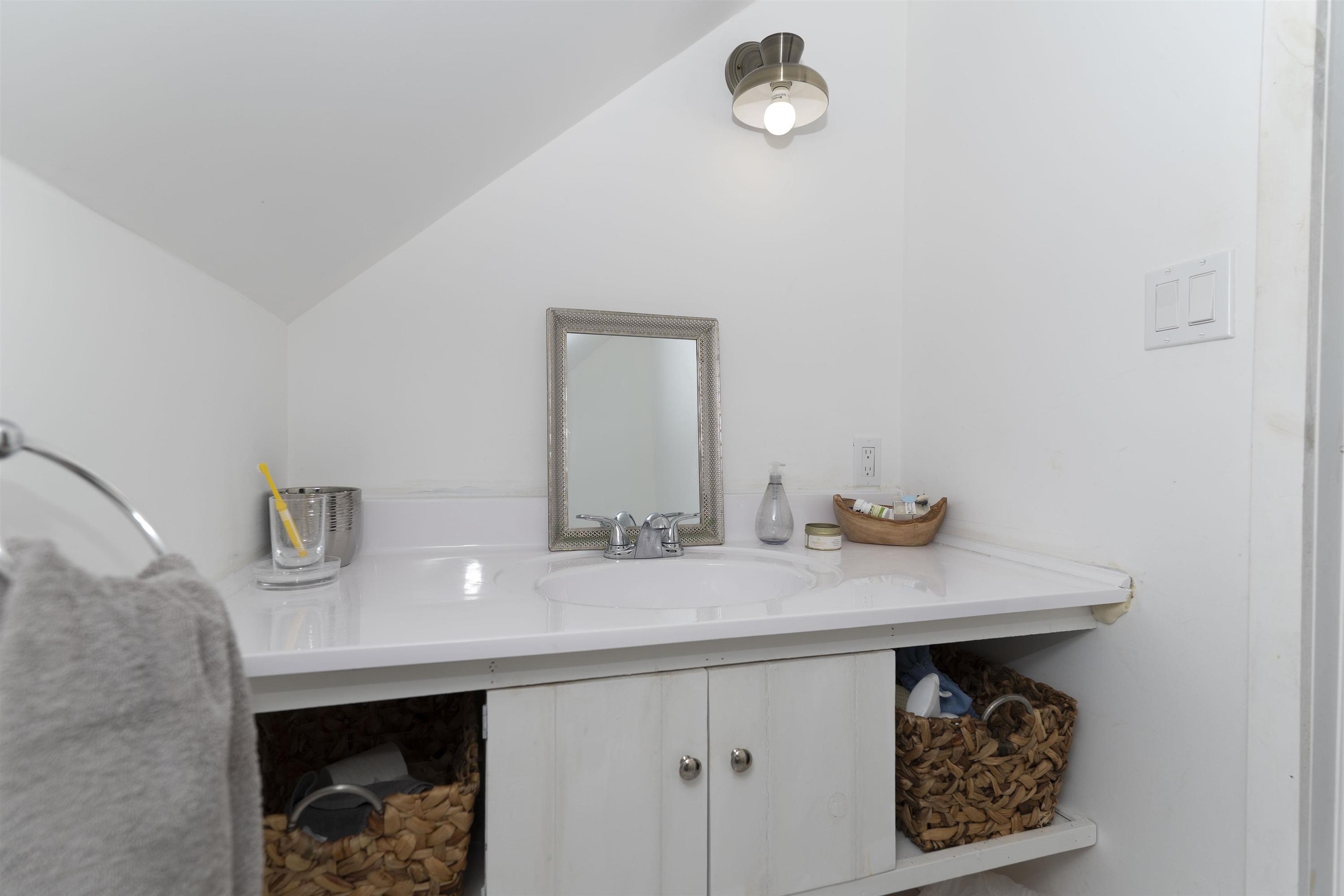 79 Vera Avenue, Thunder Bay, ON