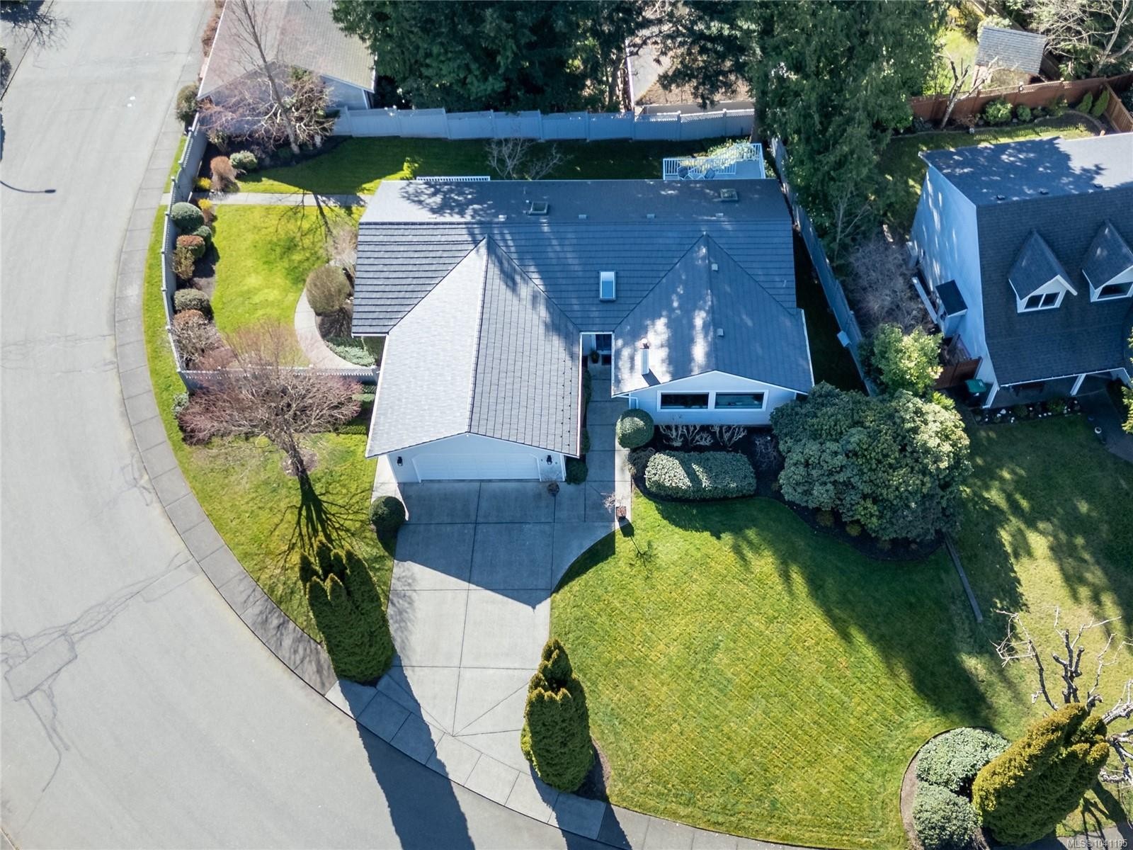 1580 Beaconsfield Cres, Comox, BC