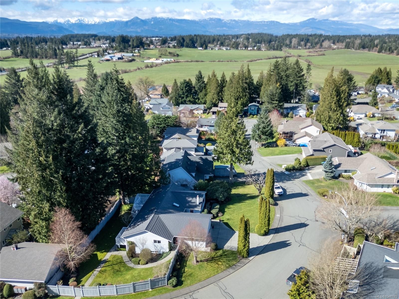 1580 Beaconsfield Cres, Comox, BC