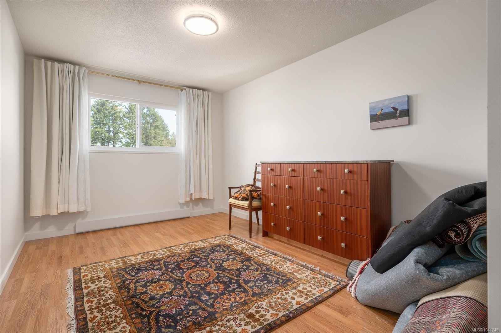 11041 Chemainus Rd, Ladysmith, BC