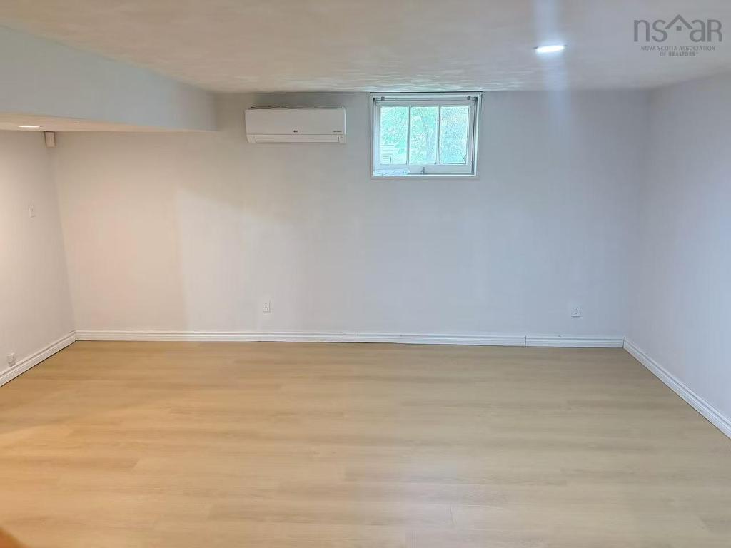 25 Dipper Crescent, Halifax, NS - Indoor Photo Showing Other Room