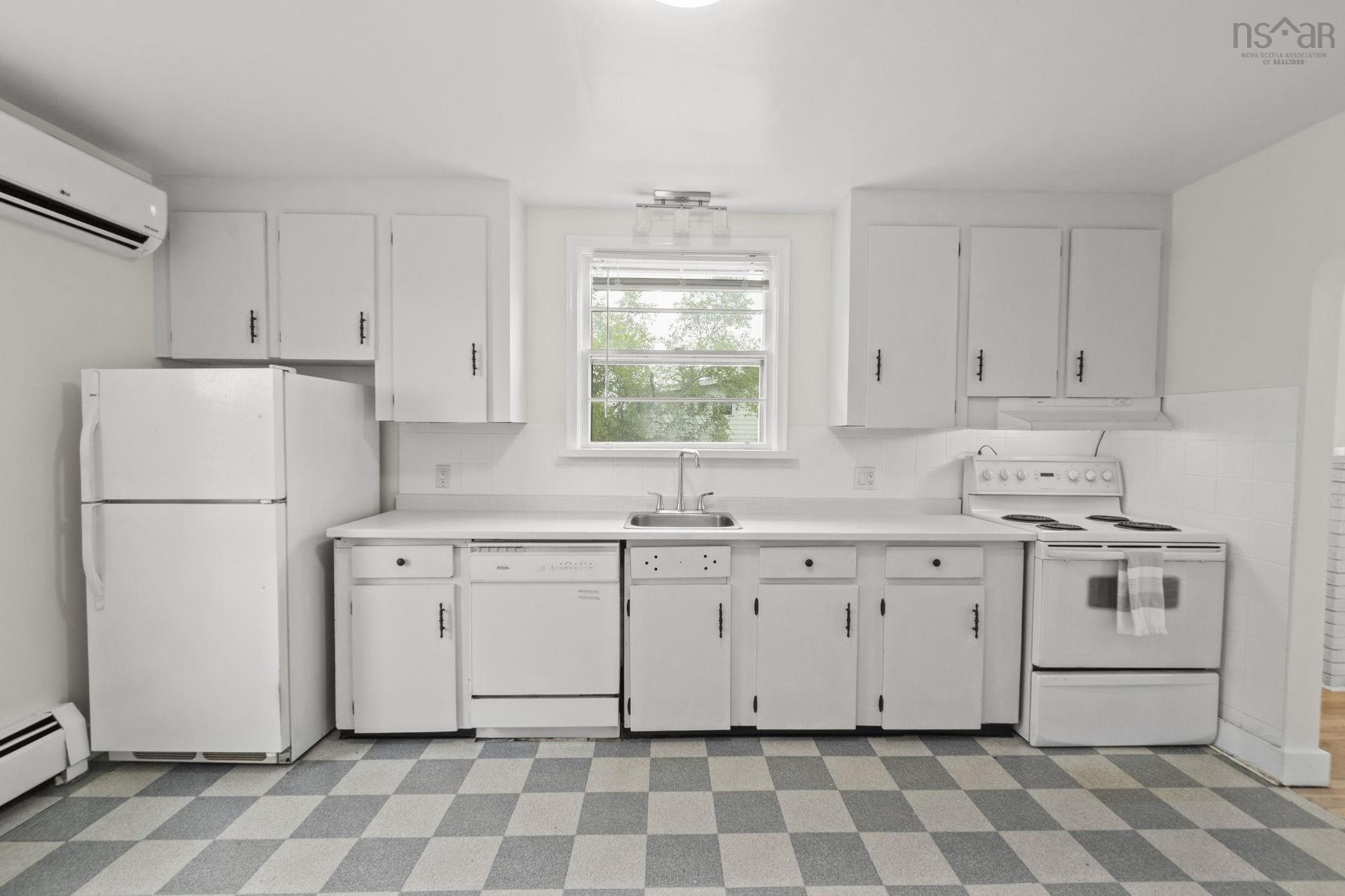712 Herring Cove Road, Spryfield, NS