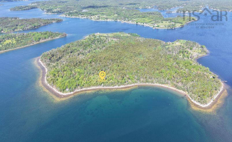 244 Zwicker Island, Indian Point, NS