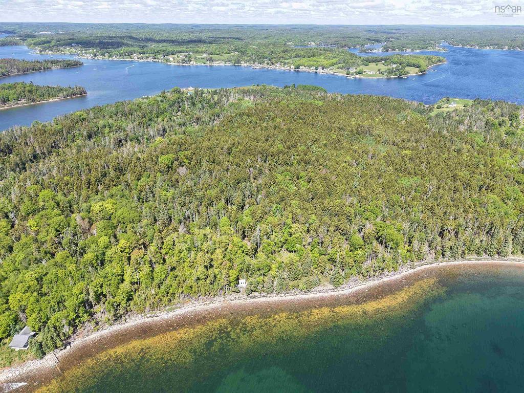 244 Zwicker Island, Indian Point, NS