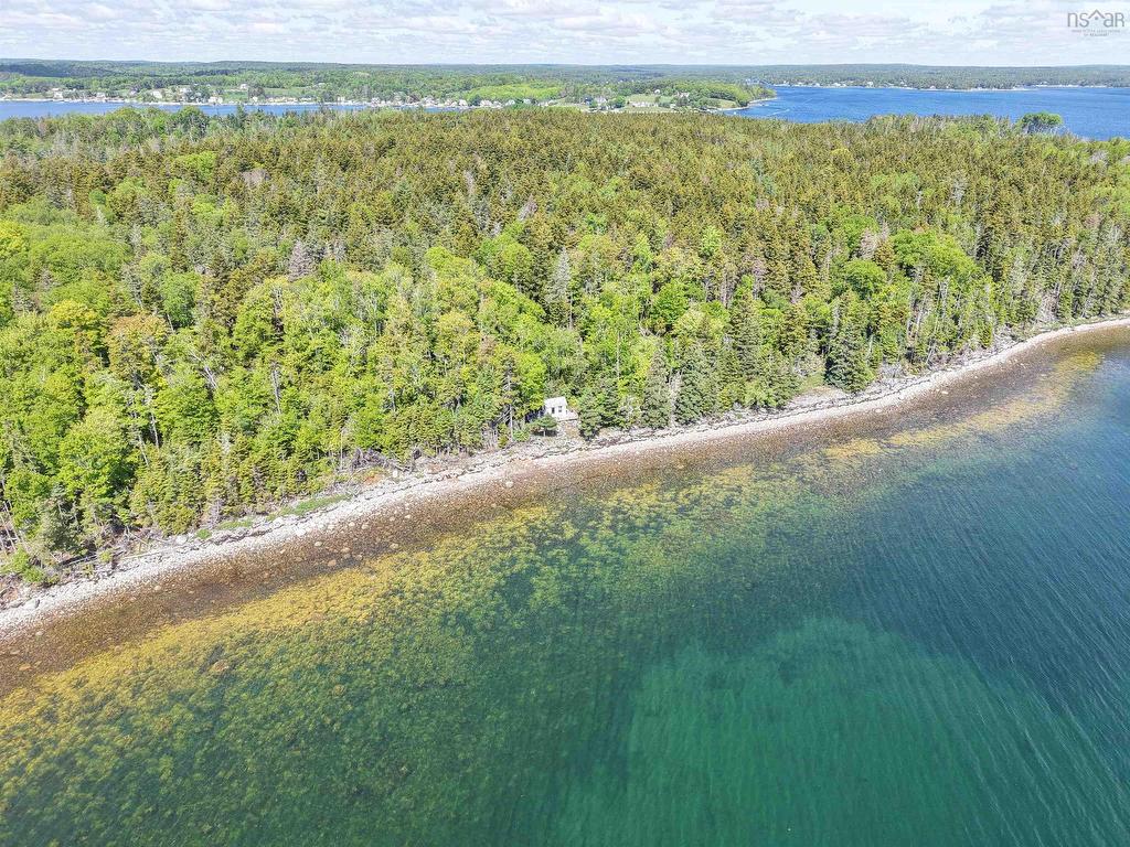 244 Zwicker Island, Indian Point, NS