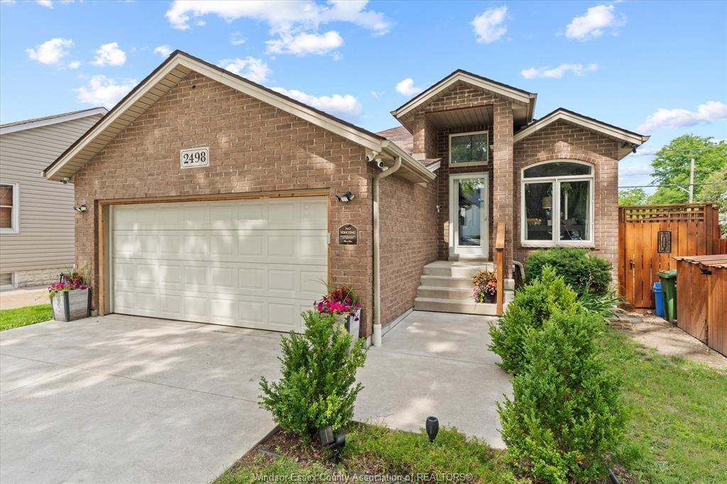 2498 Bernard, Windsor, ON