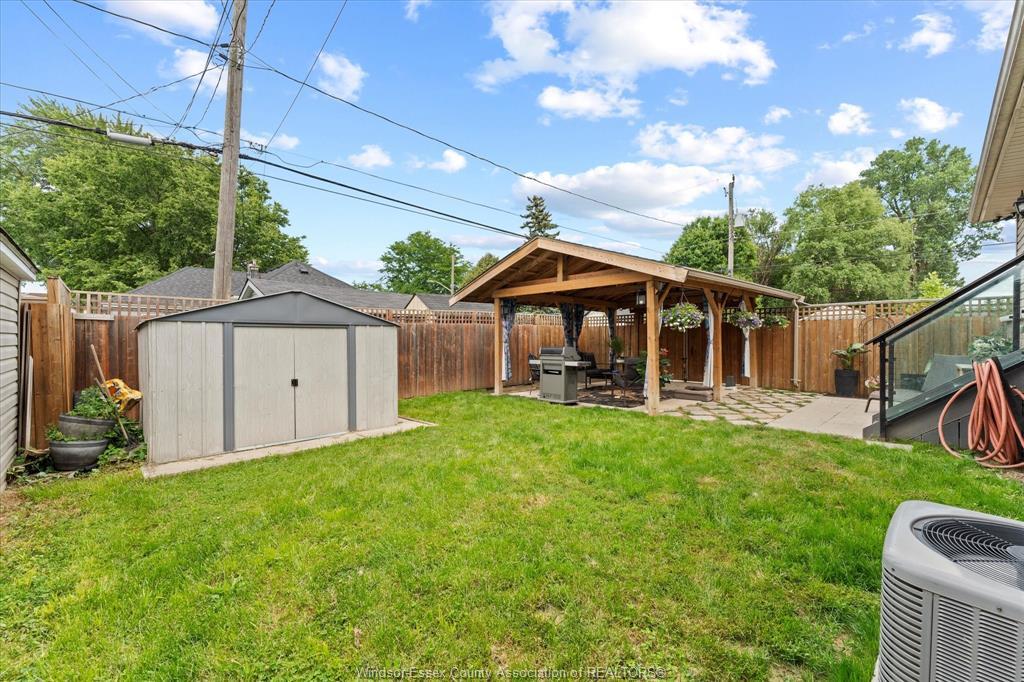 2498 Bernard, Windsor, ON