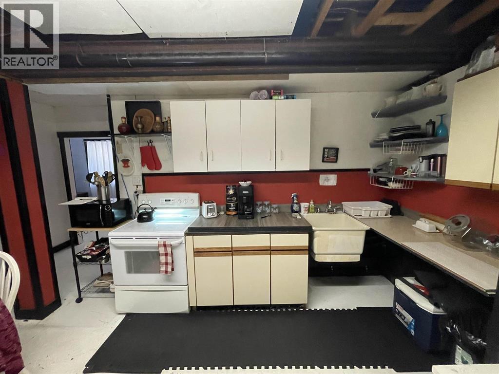 3871 E 16 Highway, Terrace, BC