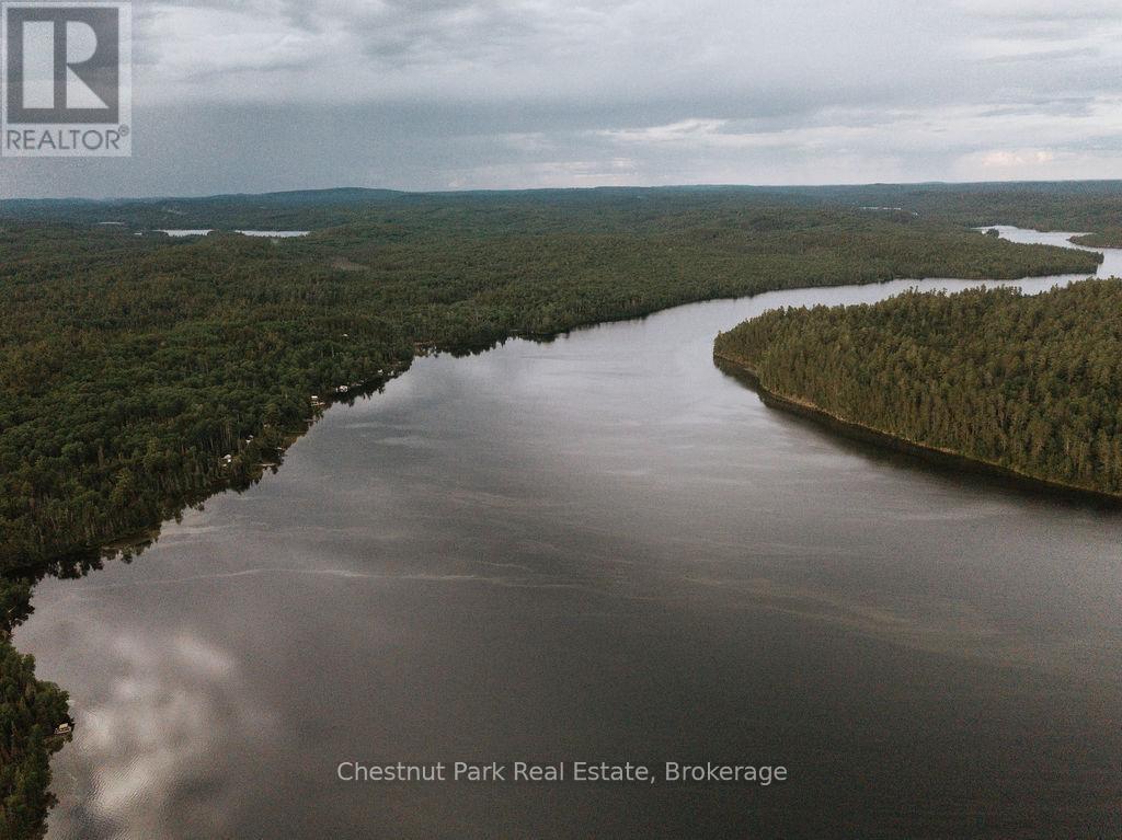 Cassels Lake - 447 Fox Run, Temagami, ON