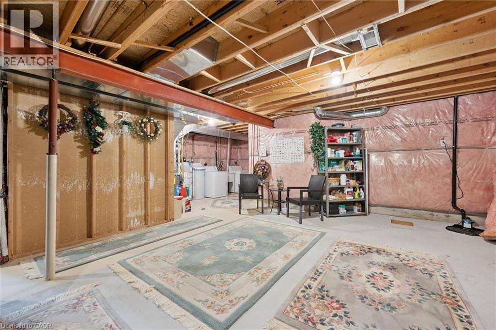 658 Ellesmere Court, Waterloo, ON
