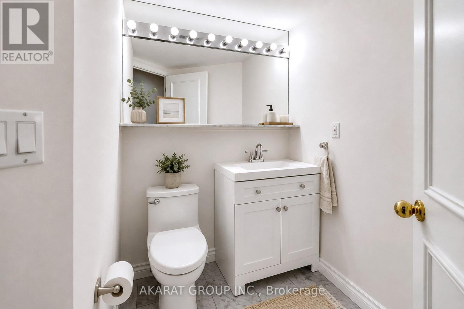 602 - 1 Palace Pier Court, Toronto, ON