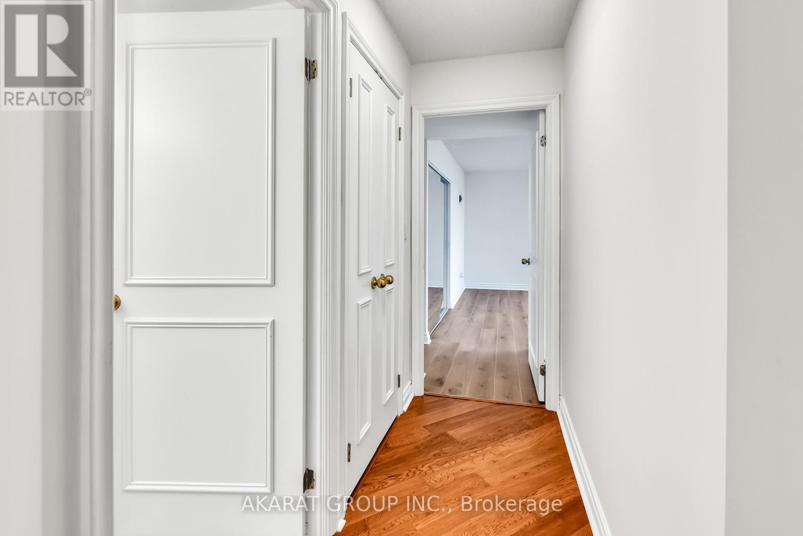 602 - 1 Palace Pier Court, Toronto, ON