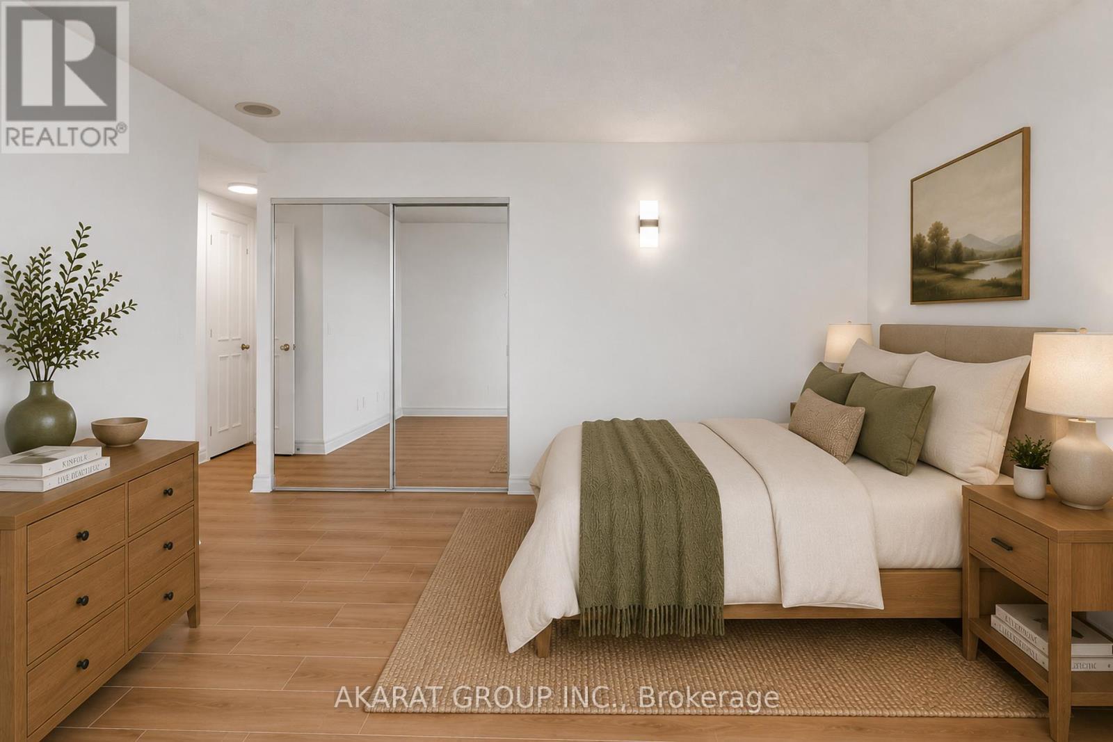 602 - 1 Palace Pier Court, Toronto, ON