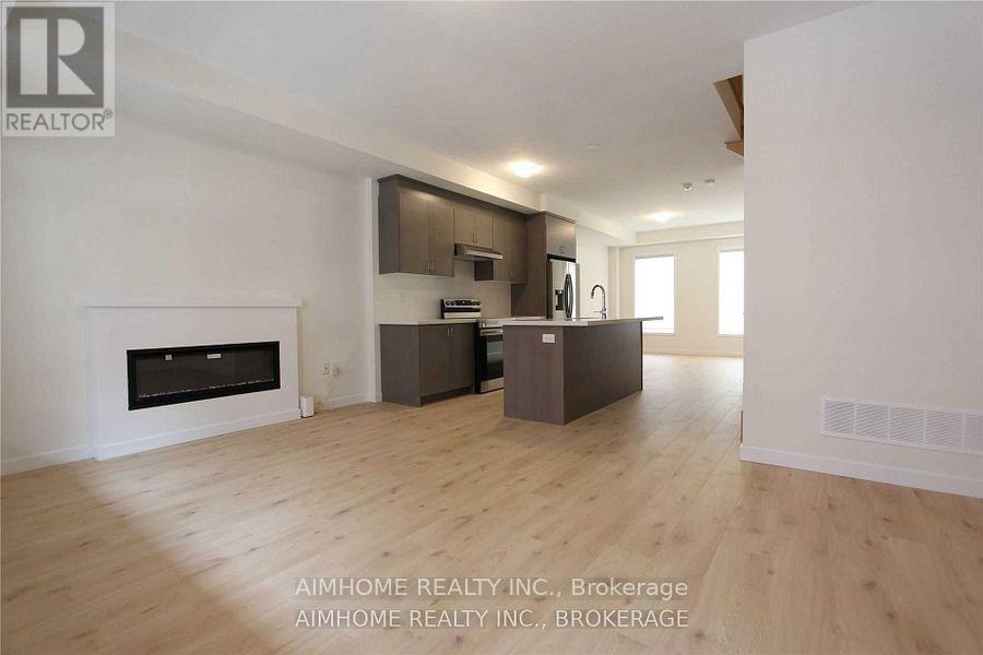 39 Seacoasts Circle, Vaughan, ON
