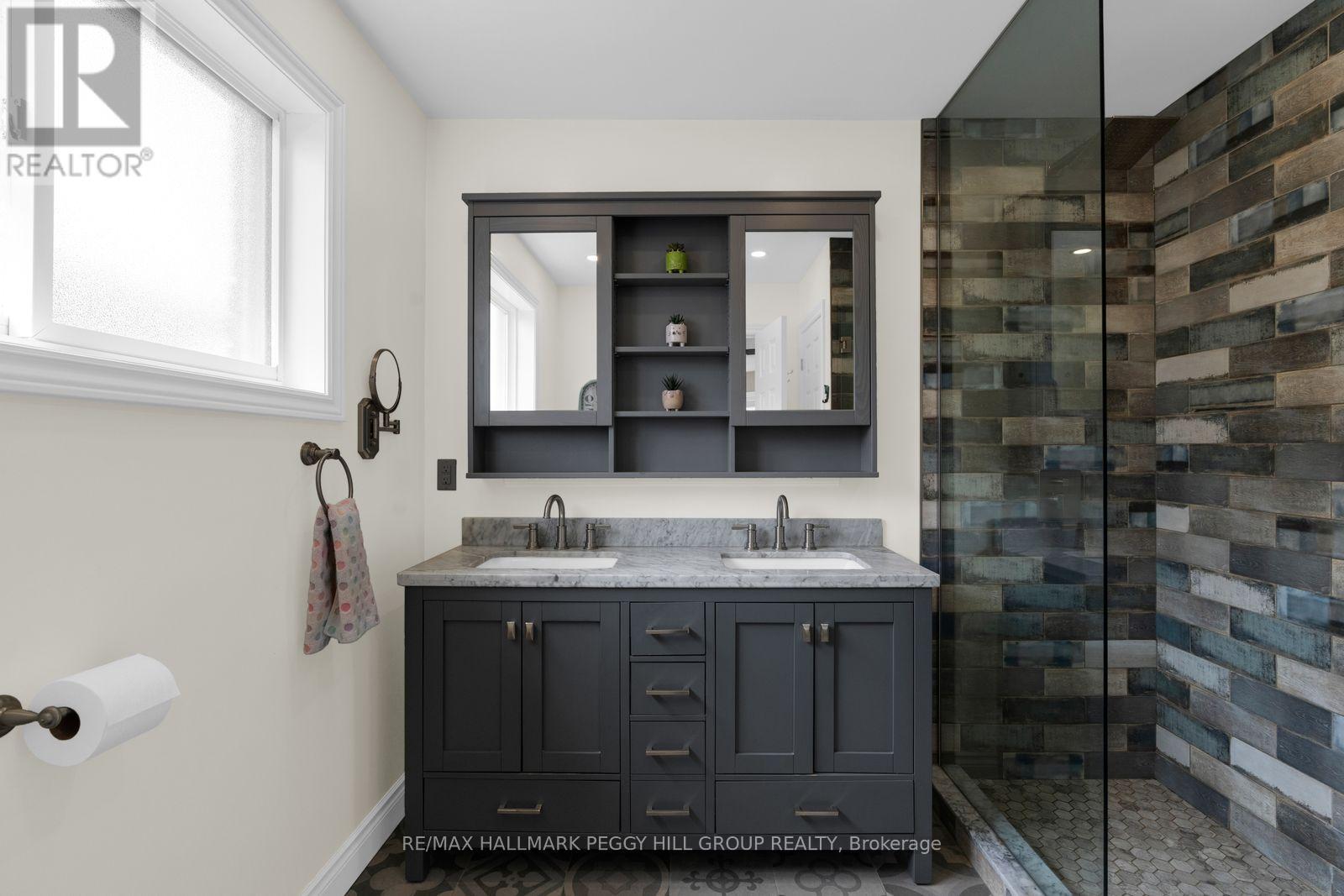 106 Bird Street, Barrie, ON