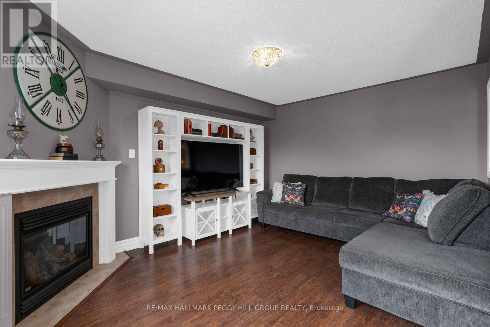 106 Bird Street, Barrie, ON