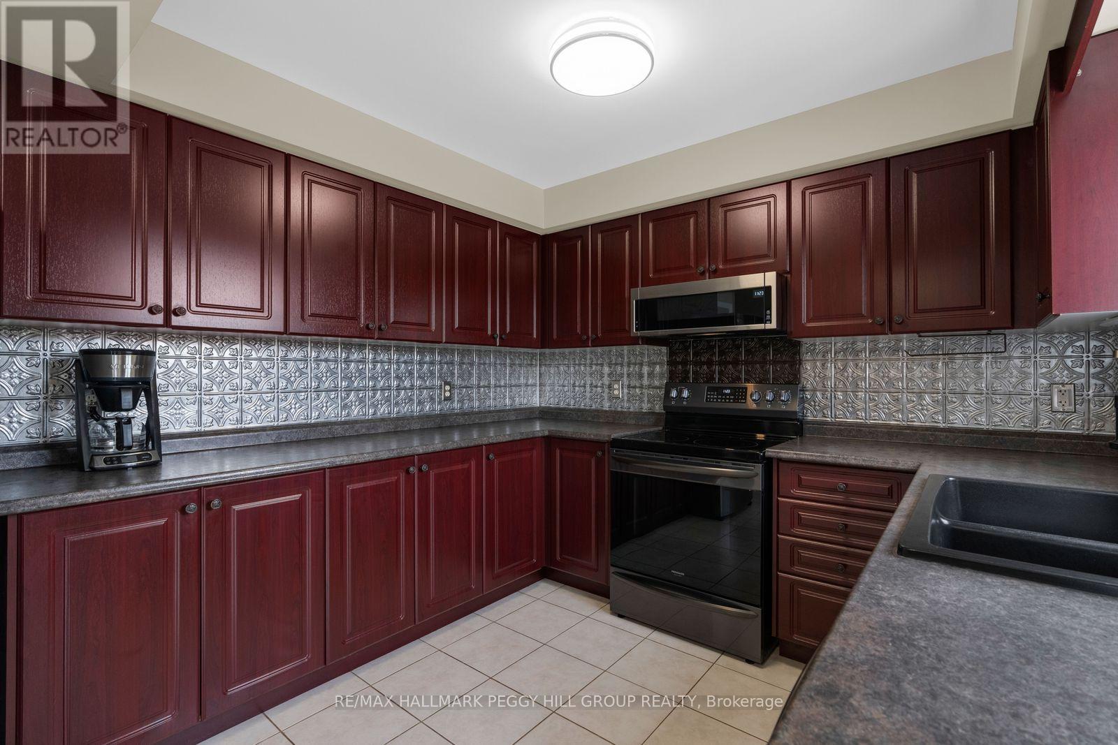 106 Bird Street, Barrie, ON