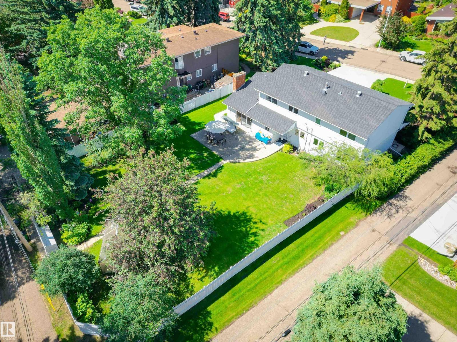 8723 137 St Nw, Edmonton, AB