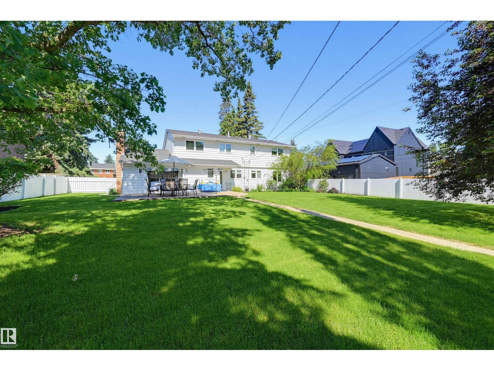 8723 137 St Nw, Edmonton, AB