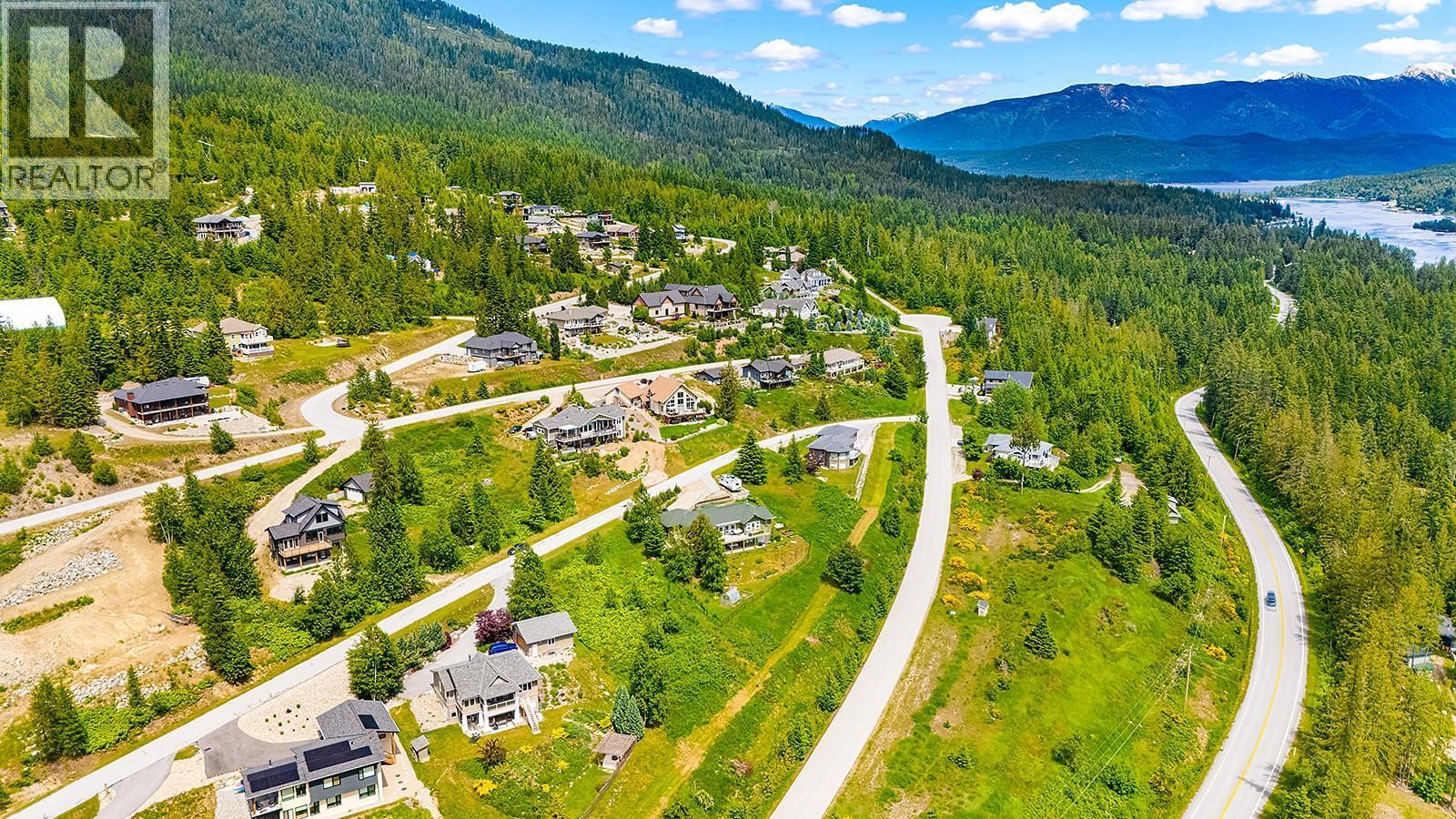 6755 Eagleview Lane, Nelson, BC