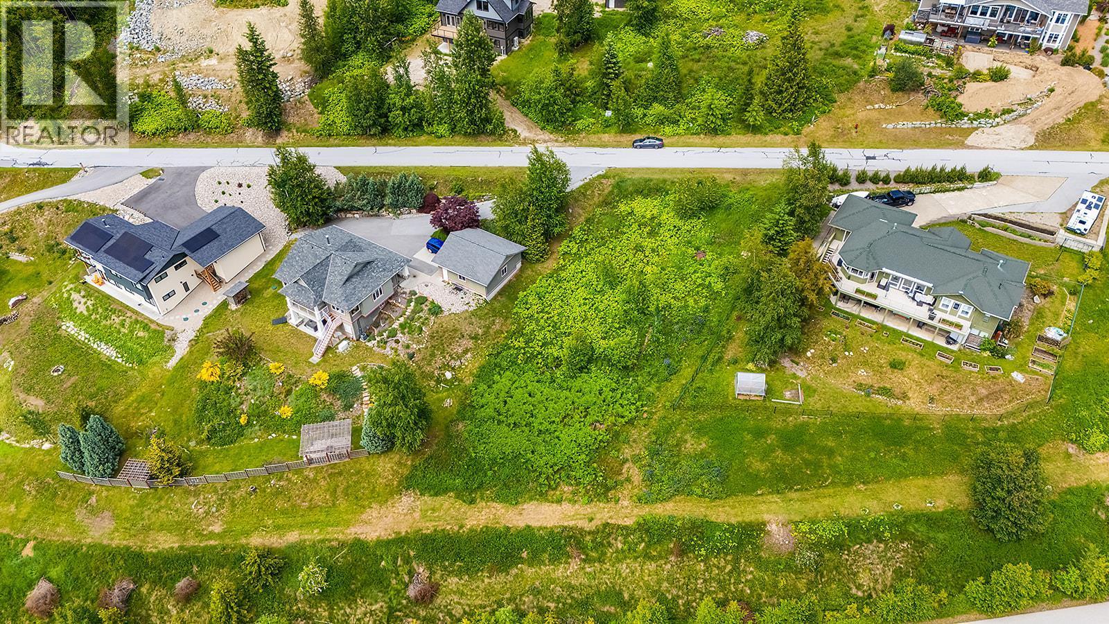 6755 Eagleview Lane, Nelson, BC