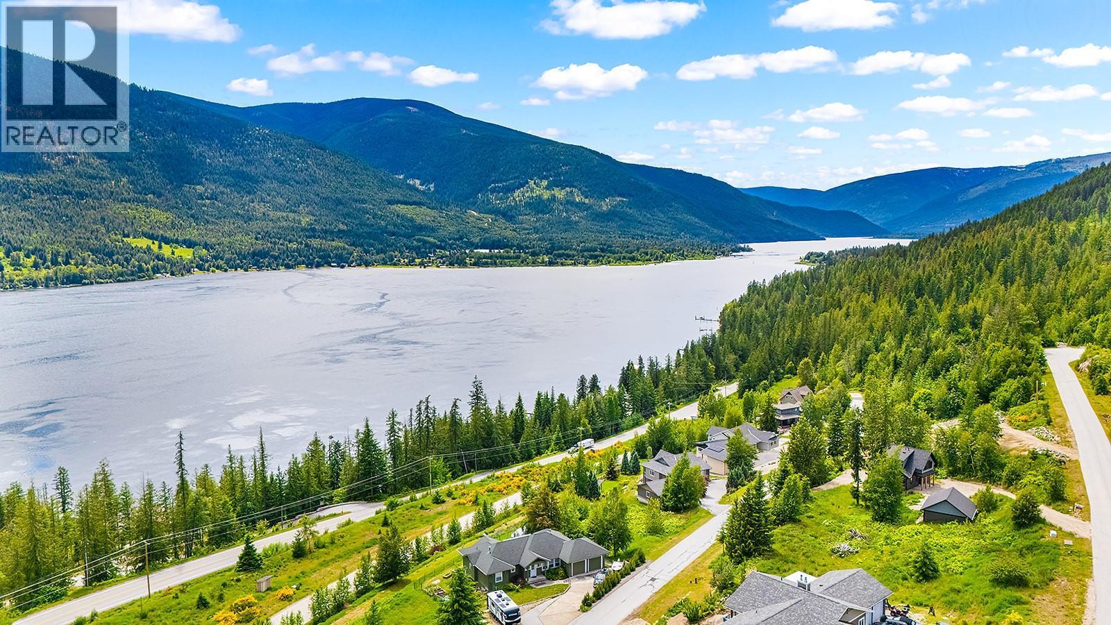 6755 Eagleview Lane, Nelson, BC