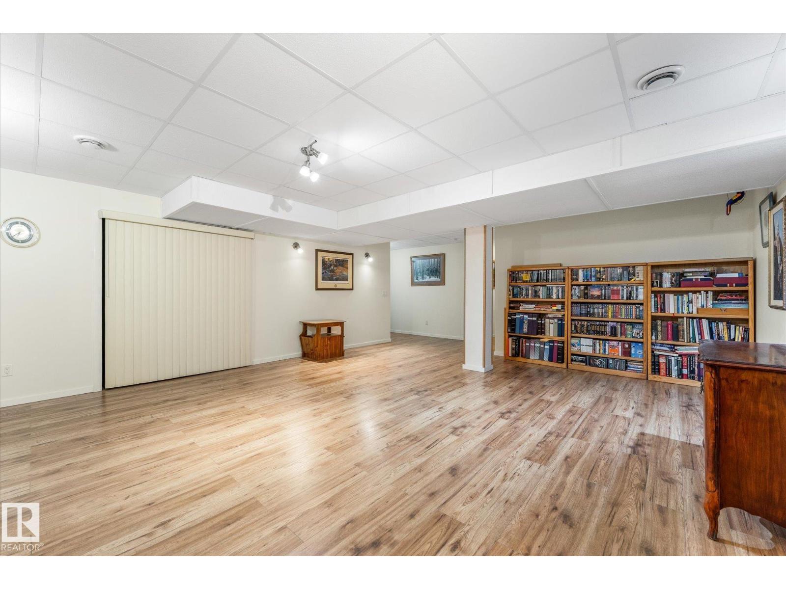 18 Hillcrest Co, Spruce Grove, AB