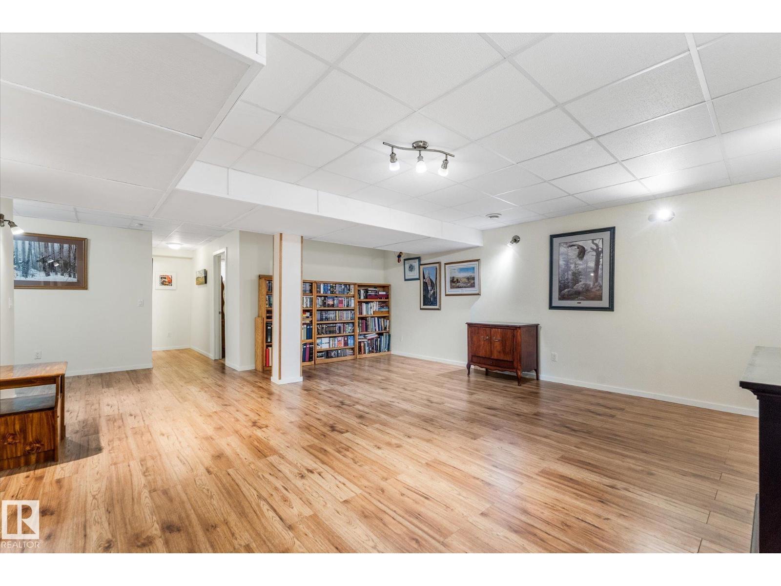 18 Hillcrest Co, Spruce Grove, AB