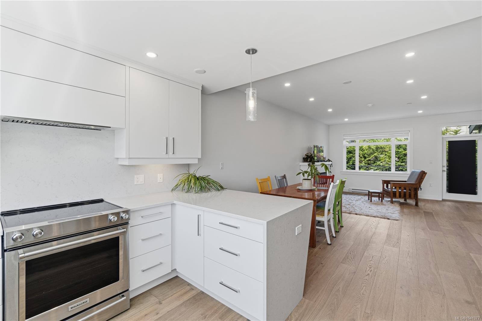 #6-180 First Ave West, Qualicum Beach, BC