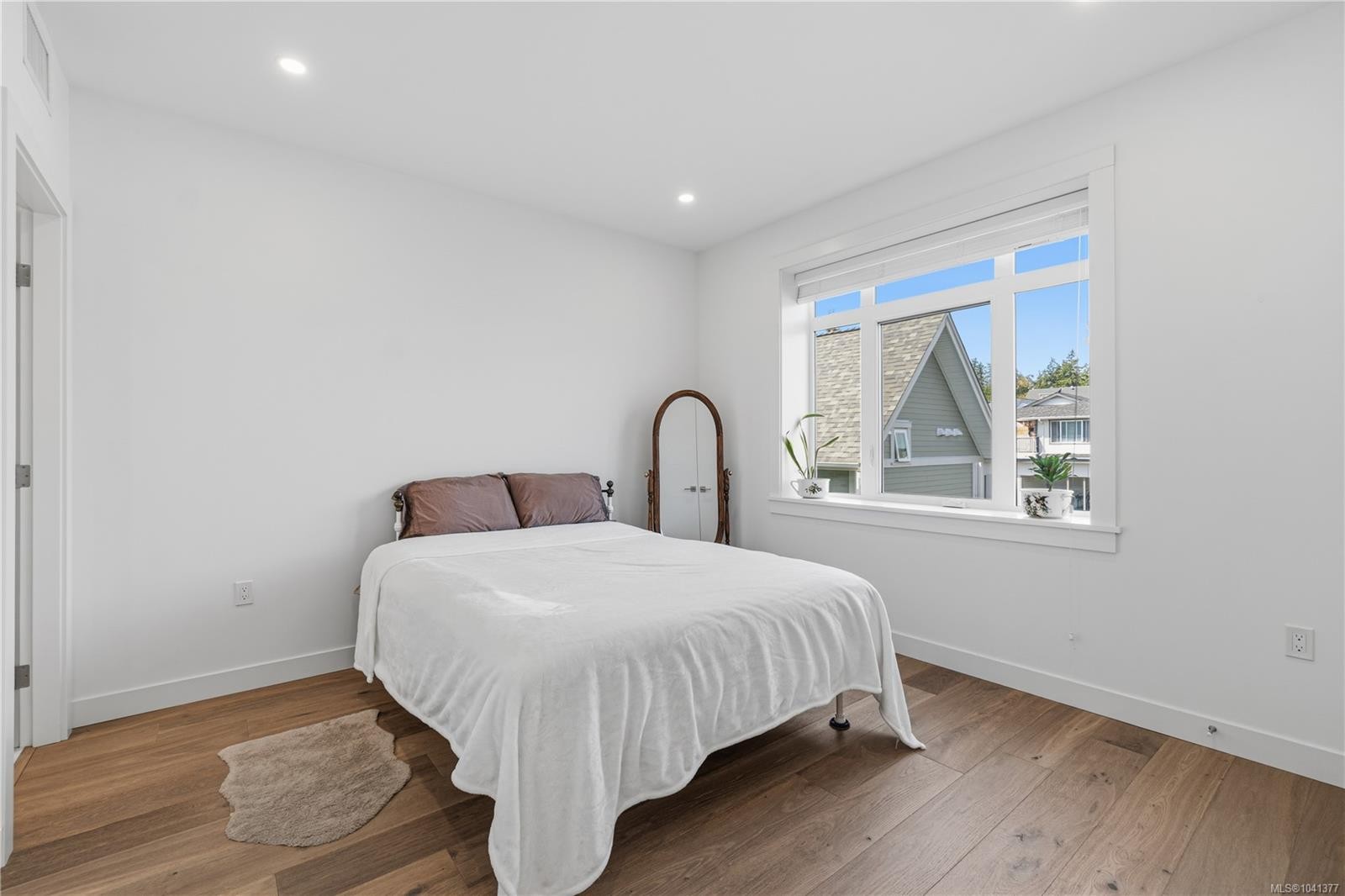 #6-180 First Ave West, Qualicum Beach, BC