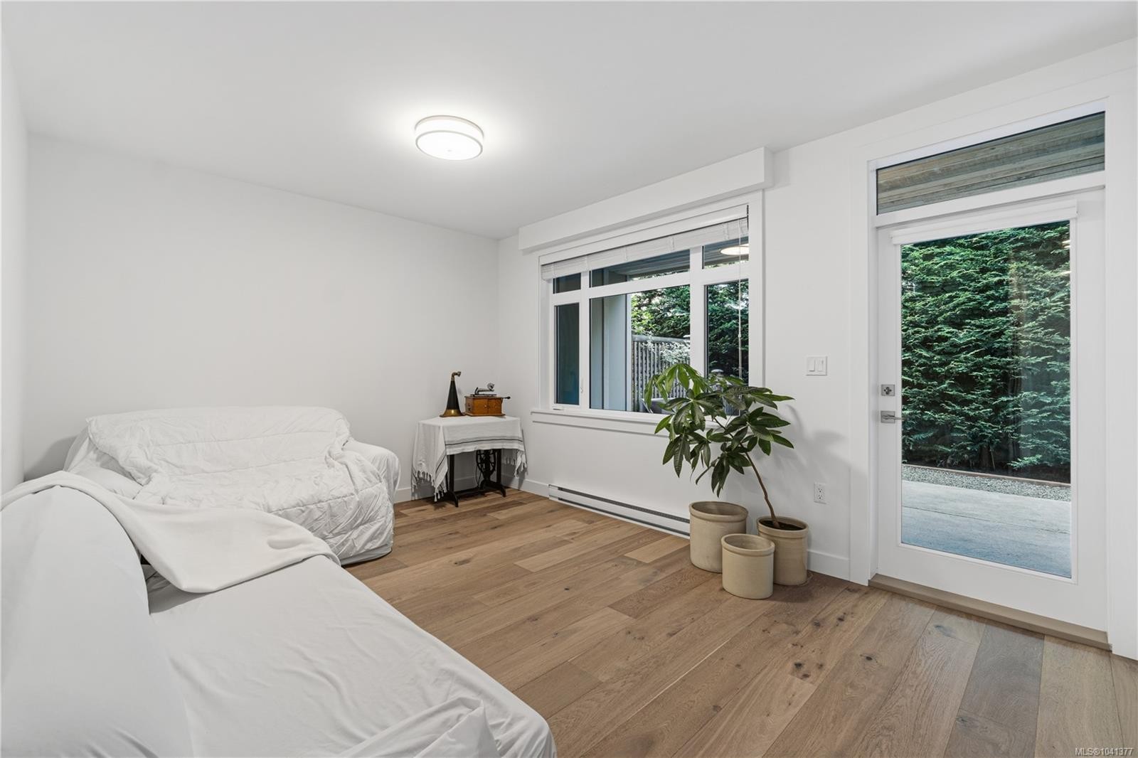 #6-180 First Ave West, Qualicum Beach, BC