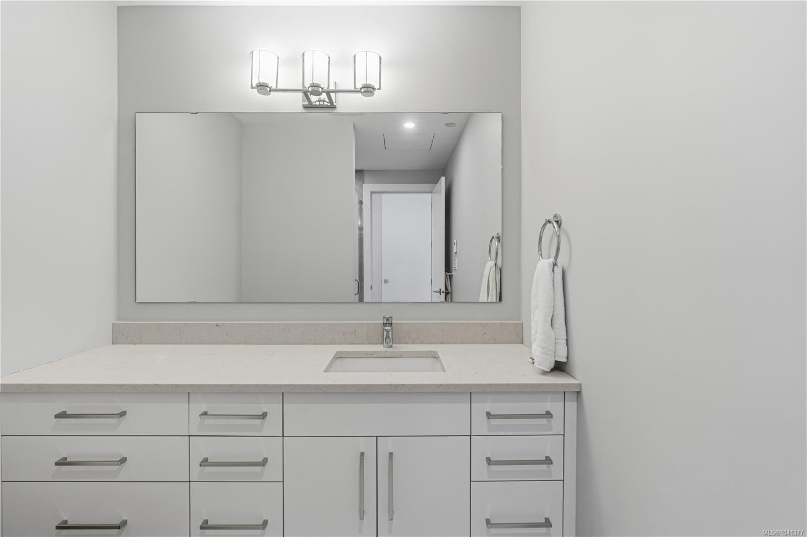 #6-180 First Ave West, Qualicum Beach, BC