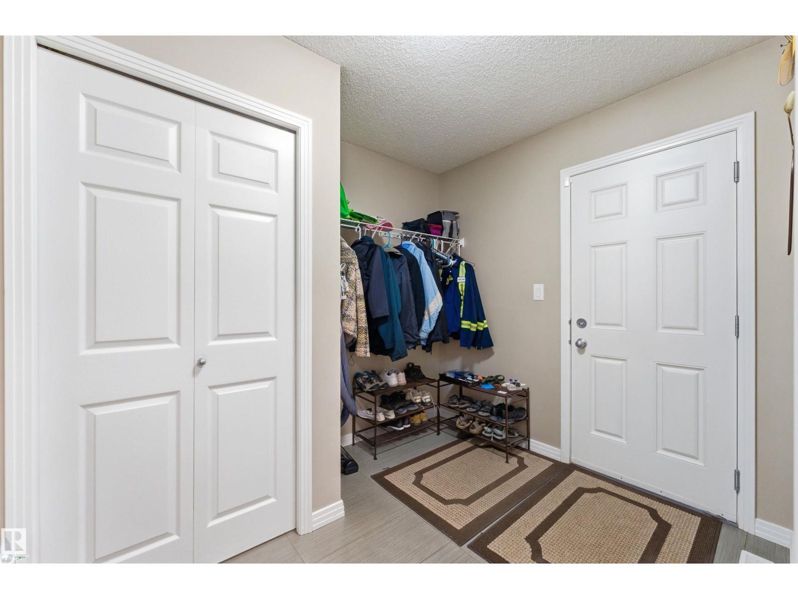 3039 Harvey Cr Nw, Edmonton, AB