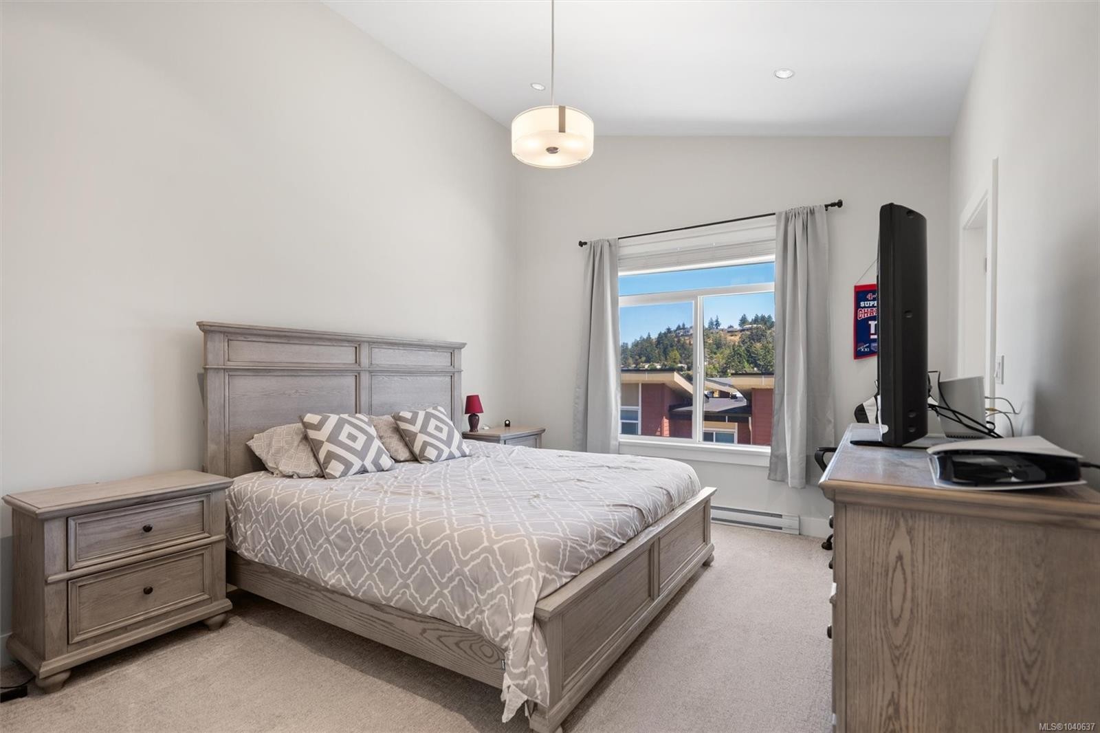 607 Selwyn Close, Langford, BC
