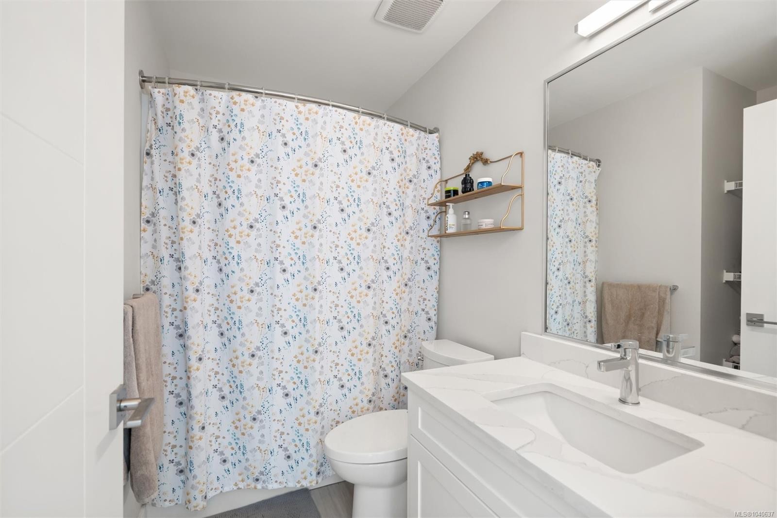 607 Selwyn Close, Langford, BC